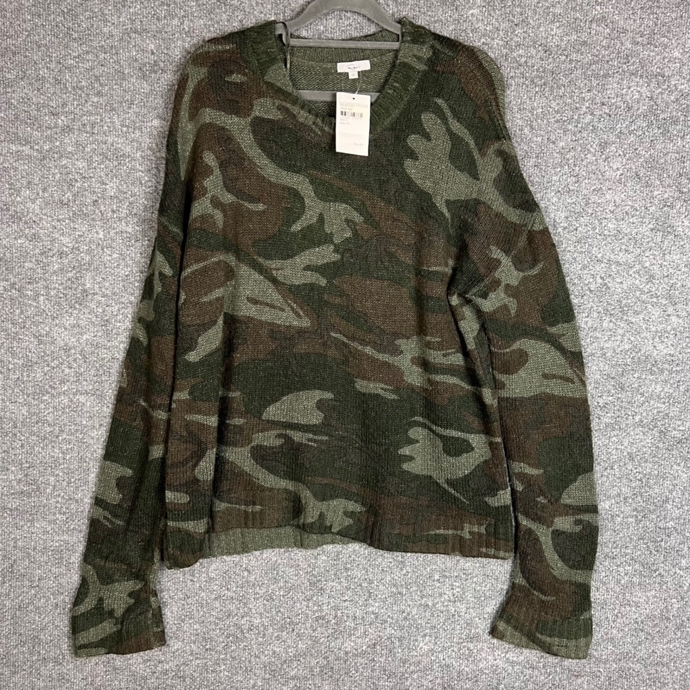 NEW Rails Perci Sweater Womens Large Green Camo NWT Wool Jungle Camo V-Neck